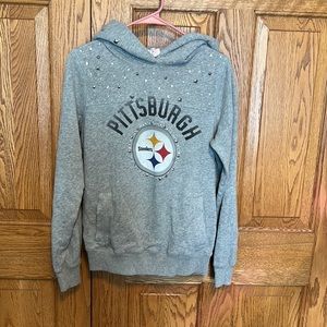 Pink women’s Steelers hoodie!